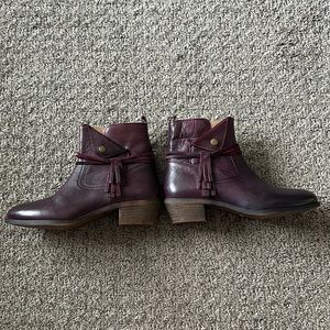 Maroon Booties, size 8.5